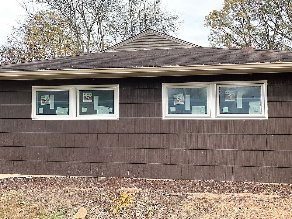1st image of 18 E Stephen Dr