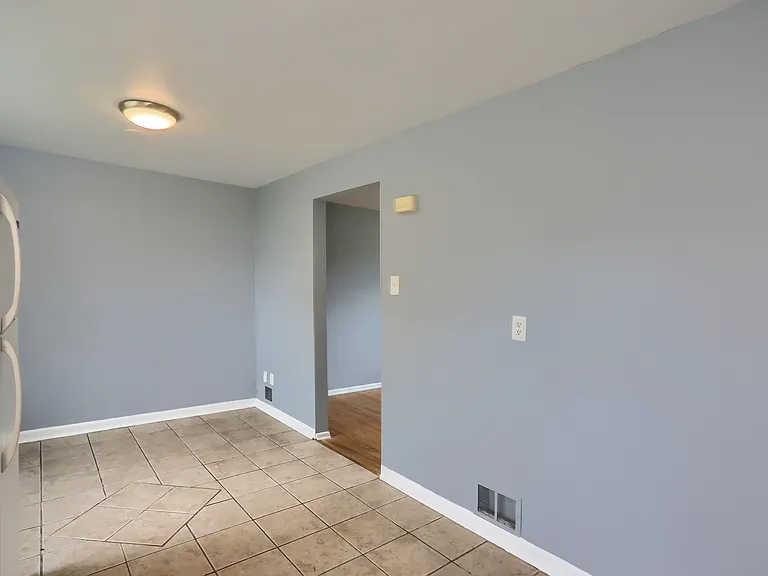 440 Brierly Ln #440 — Photo 8
