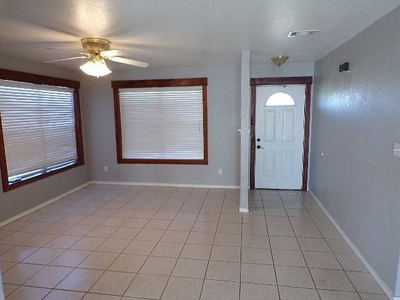 4th image of 110 Lynch Dr
