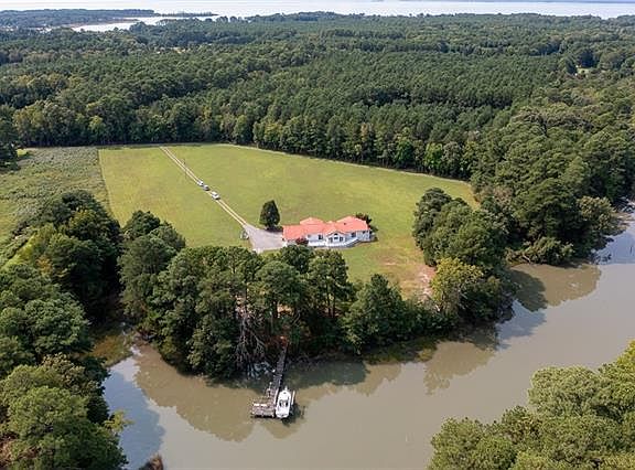 5th image of 273 Aldendale Ln
