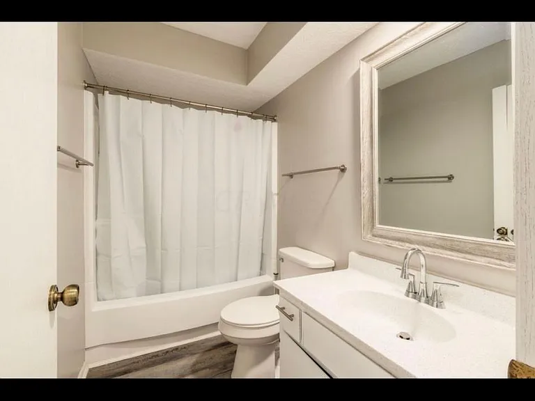 Stone Lake Dr — Photo 9