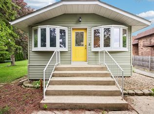 117 E 55th St, Westmont, IL 60559