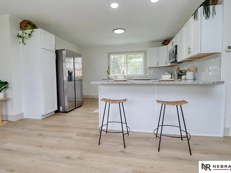 8107 Beechwood Dr — Photo 10