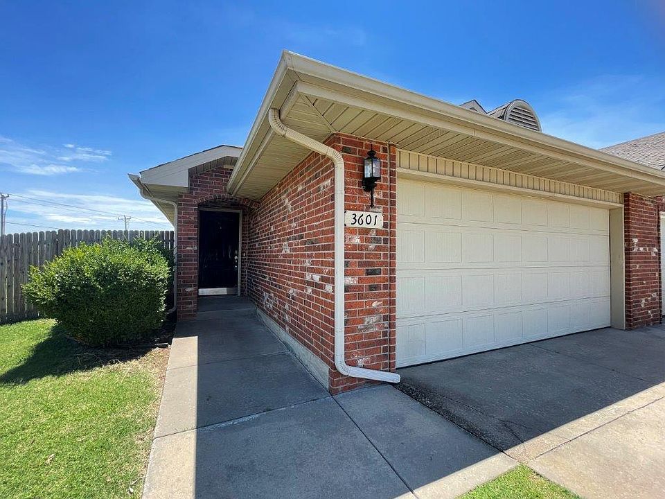 1st image of 3601 Vanguard Dr