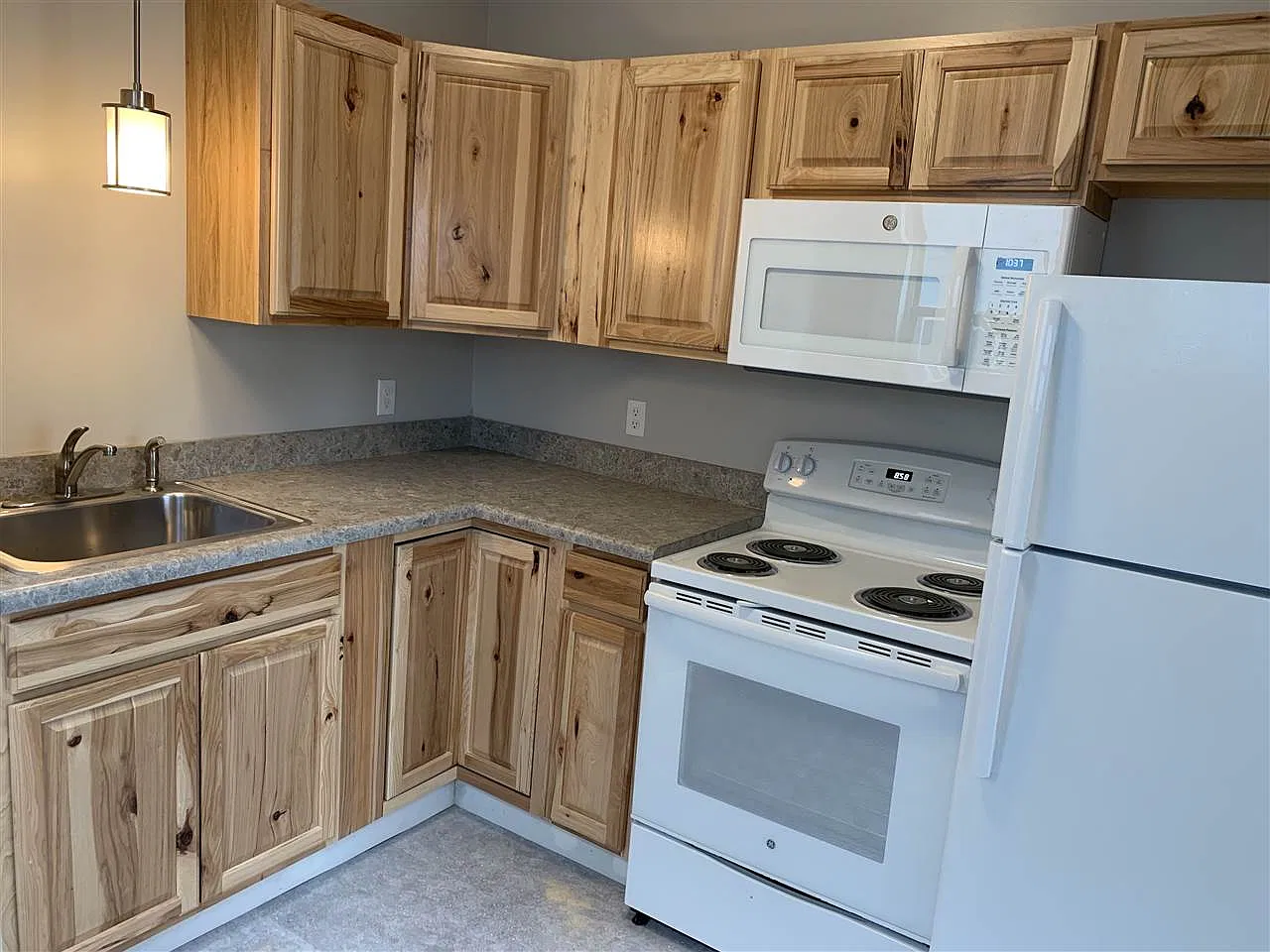 Studio, 500 sqft, $1,150 — Photo 1