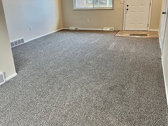 Dining room to front door