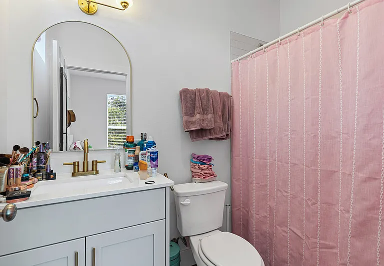 3315 S University Dr — Photo 8