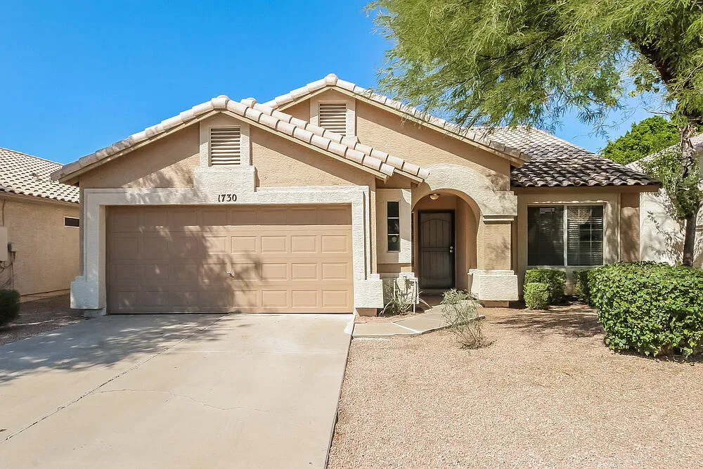 3 bed, 2.0 bath, 1756 sqft, $2,845 — Photo 1
