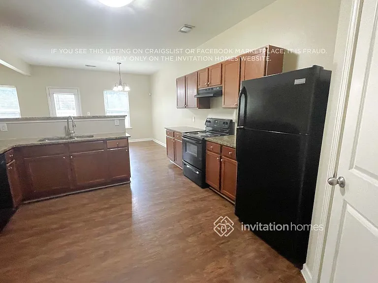 963 Rock Hill Pkwy — Photo 6
