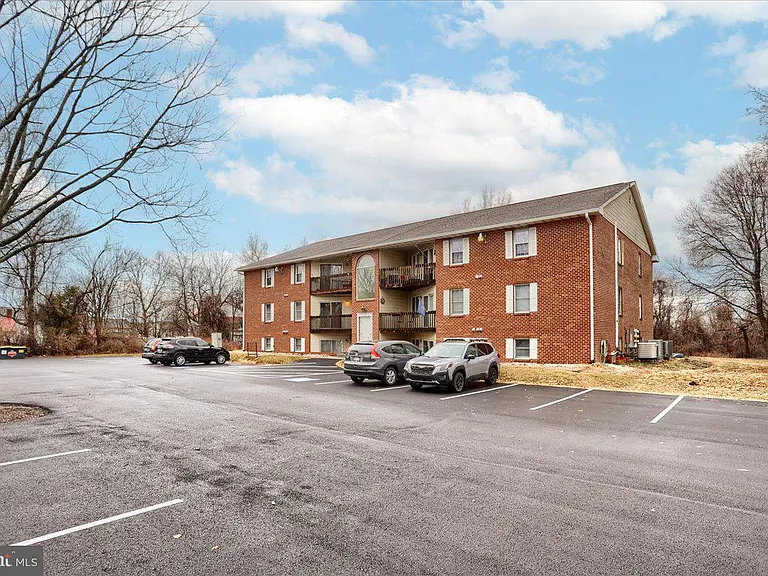2712 Lisburn Rd #201 — Photo 29