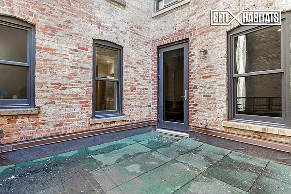 Sold by Citi Habitats | media 5