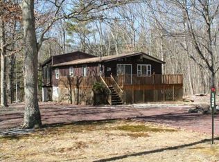 132 Candlewick Way, Lackawaxen, PA 18435