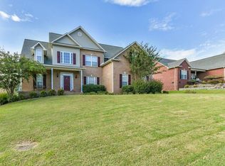 1313 Grand Colony Ln, Powell, TN 37849