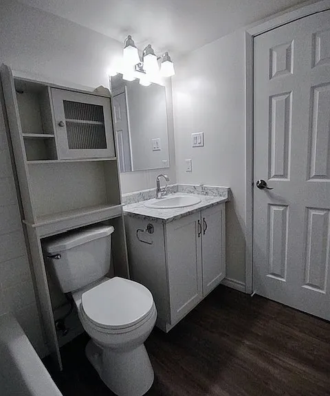 380 Fitch St — Photo 14