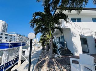 3681 NE 170th St APT 4, North Miami Beach, FL 33160
