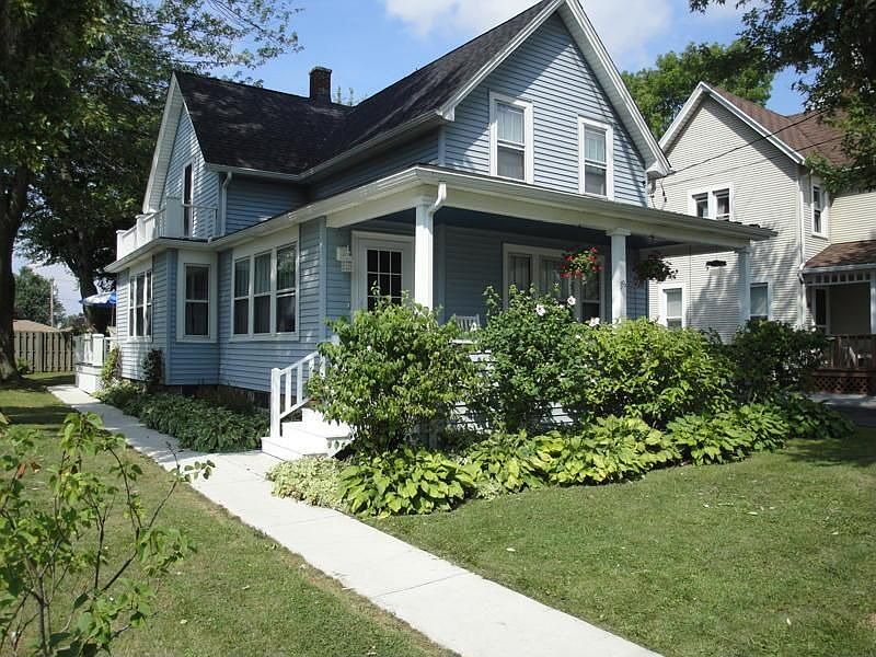 1st image of 28 Brandel Ave