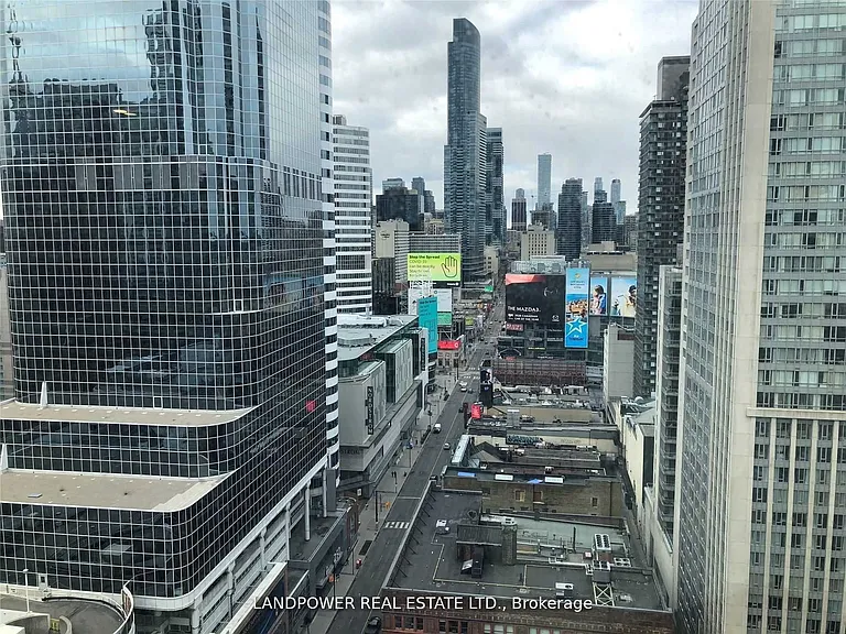 197 Yonge St #2113 — Photo 8