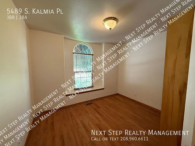 5489 S Kalmia Pl — Photo 11