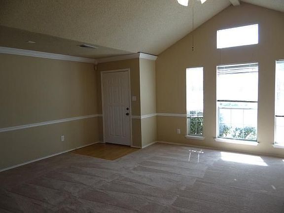 4th image of 6801 Valley Branch Dr