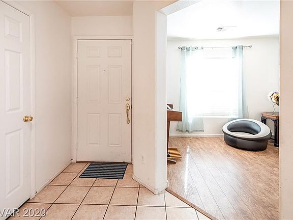 4th image of 4800 W Shelbourne Ave