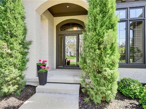 14401 Outlook St, Overland Park, KS 66223