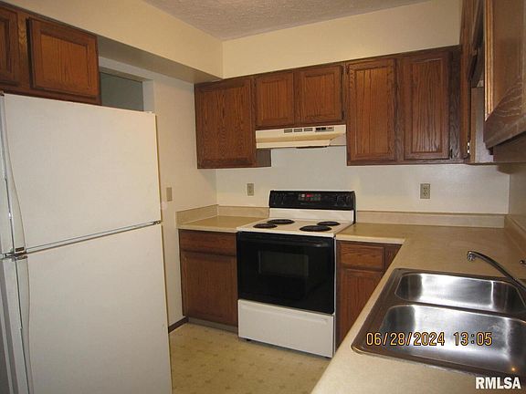4th image of 1143 48th Ave