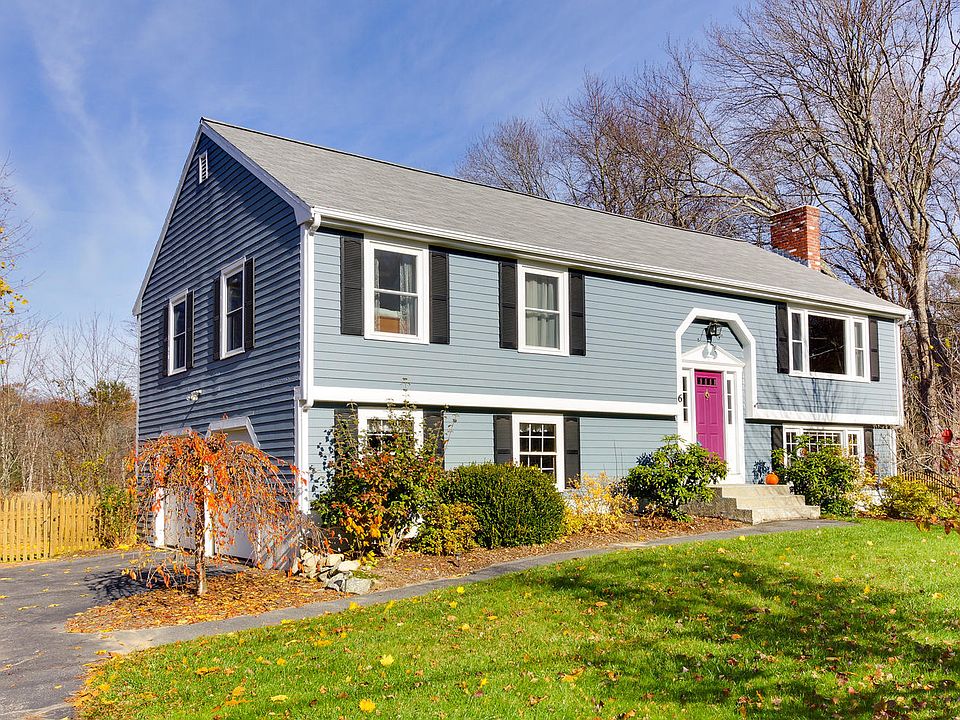6 Meadow Brook Road