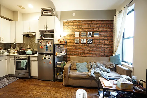 Rented by Rennit Inc. | media 31