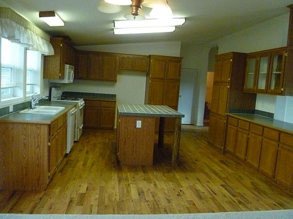 Large kitchen