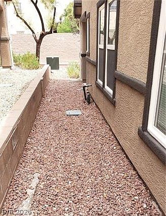 4th image of 167 Desert Pond Ave