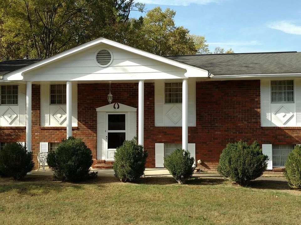1st image of 132 Sandra Dr
