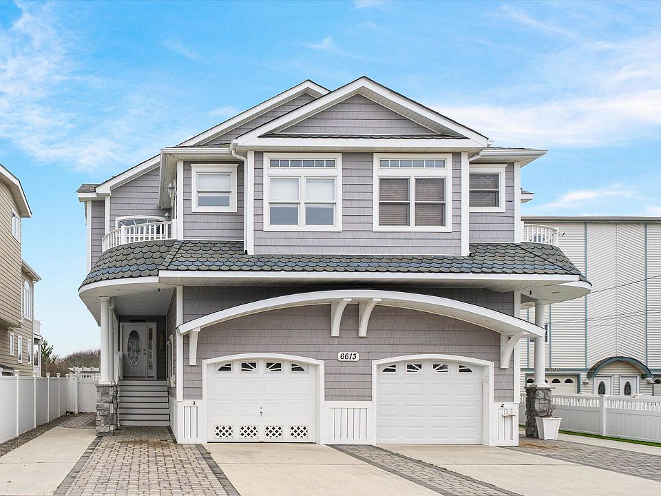 1st image of 6613 Pleasure Ave N #Sea