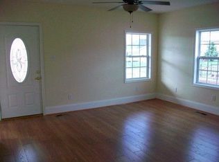 826 Hickory St, Elizabethton, TN 37643