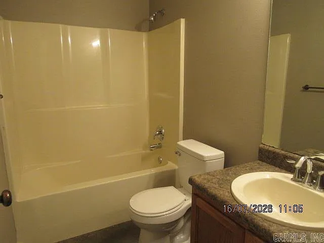 2125B Rosemary Dr — Photo 6
