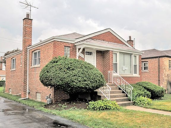 3rd image of 283 Oglesby Ave