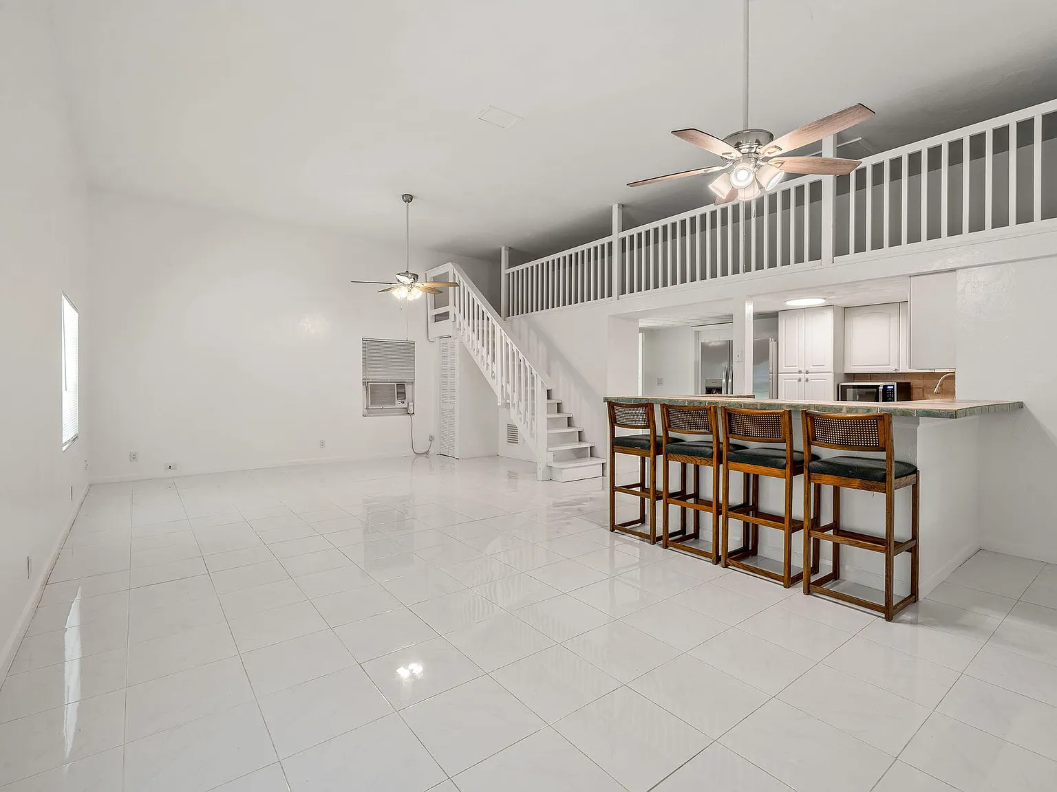 Studio, 1.0 bath, 930 sqft, $1,950 — Photo 1