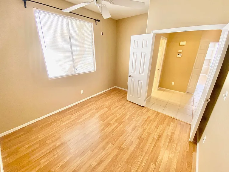 1605 Cimarron Crest St — Photo 9