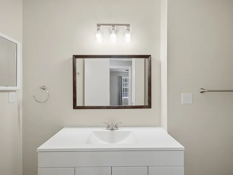 5109 Glenwood Way — Photo 28