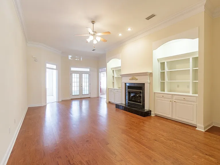 3513 Belmont Cir — Photo 8