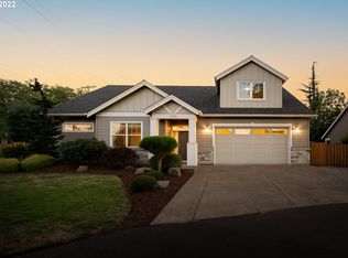 14206 SE Woodside Ave, Milwaukie, OR 97267