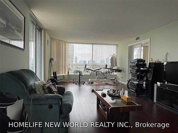 4th image of 4725 Sheppard Ave E #904