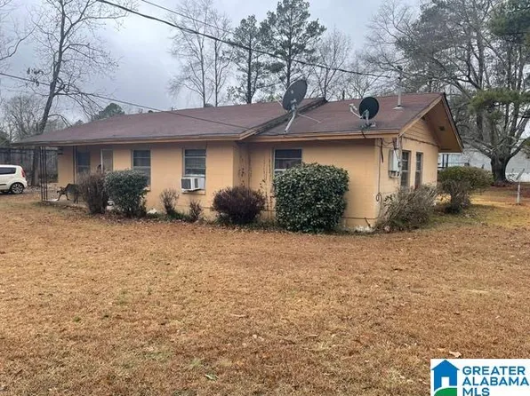 112 Pineview Dr, Maplesville, AL 36750