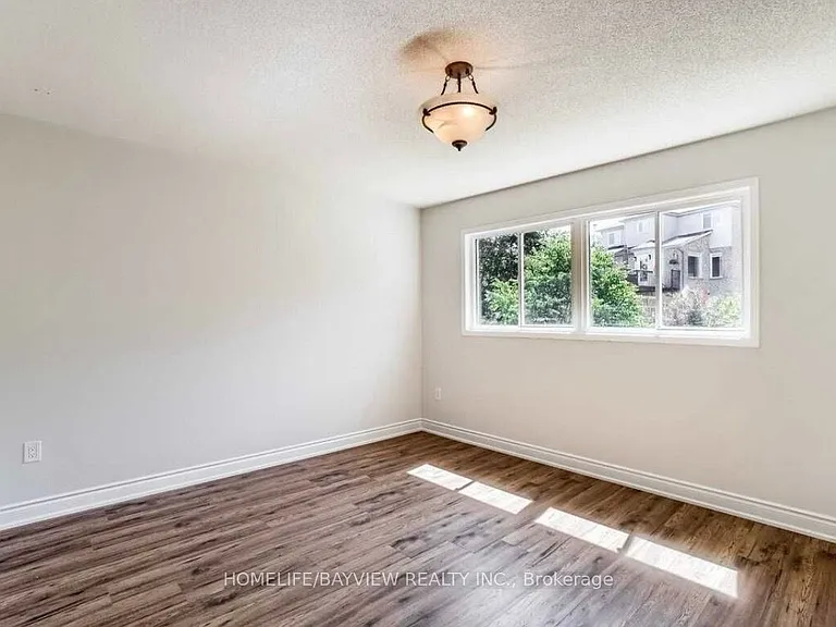 129 McClellan Way — Photo 14