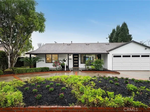 15858 Osborne St, North Hills, CA 91343