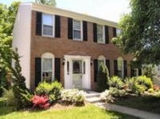 8561 Groveland Dr, Springfield, VA 22153