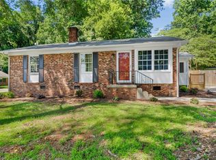 620 Dogwood Cir, High Point, NC 27260