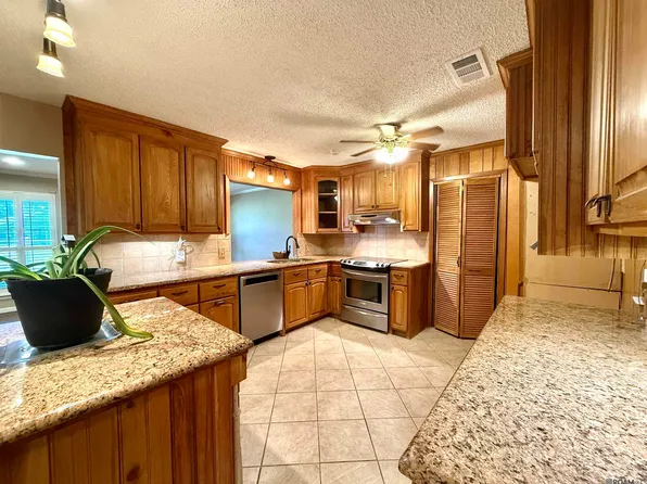 10024 Ridgely Dr, Baton Rouge, LA 70809