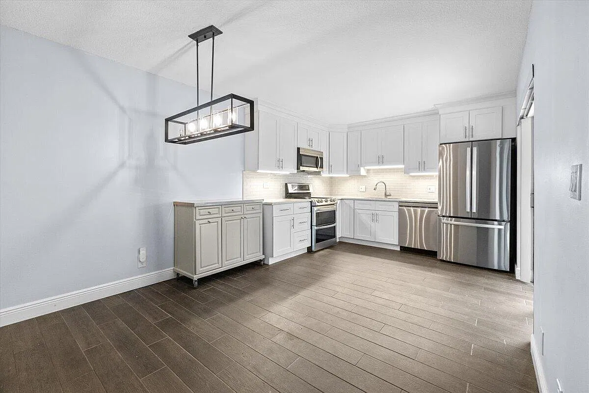 2 bed, 2.5 bath, 1288 sqft, $2,850 — Photo 2