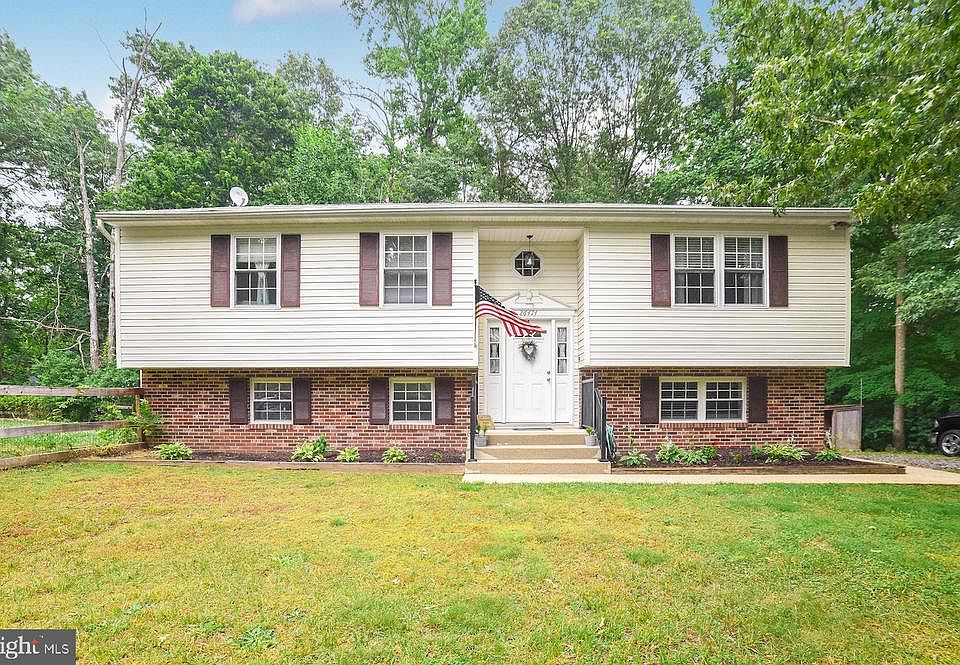 1st image of 26474 Anne Ct #D