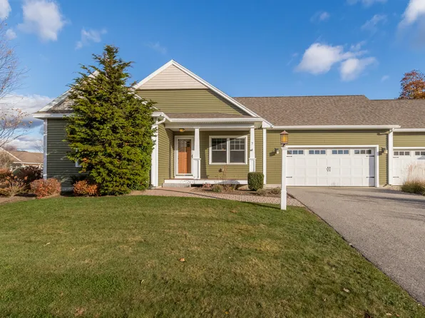 7 Tanager Lane #7, Cape Elizabeth, ME 04107